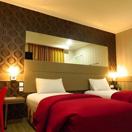 מדאן Hotel Menara Lexus מראה חיצוני תמונה