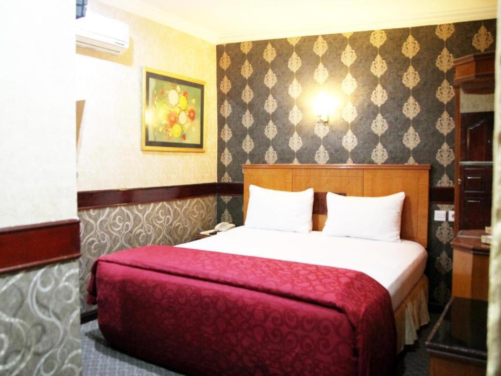 מדאן Hotel Menara Lexus מראה חיצוני תמונה